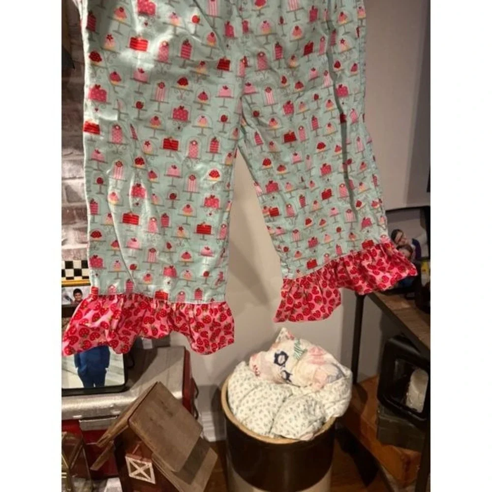 Sam and Sydney cupcake pants size 6‎